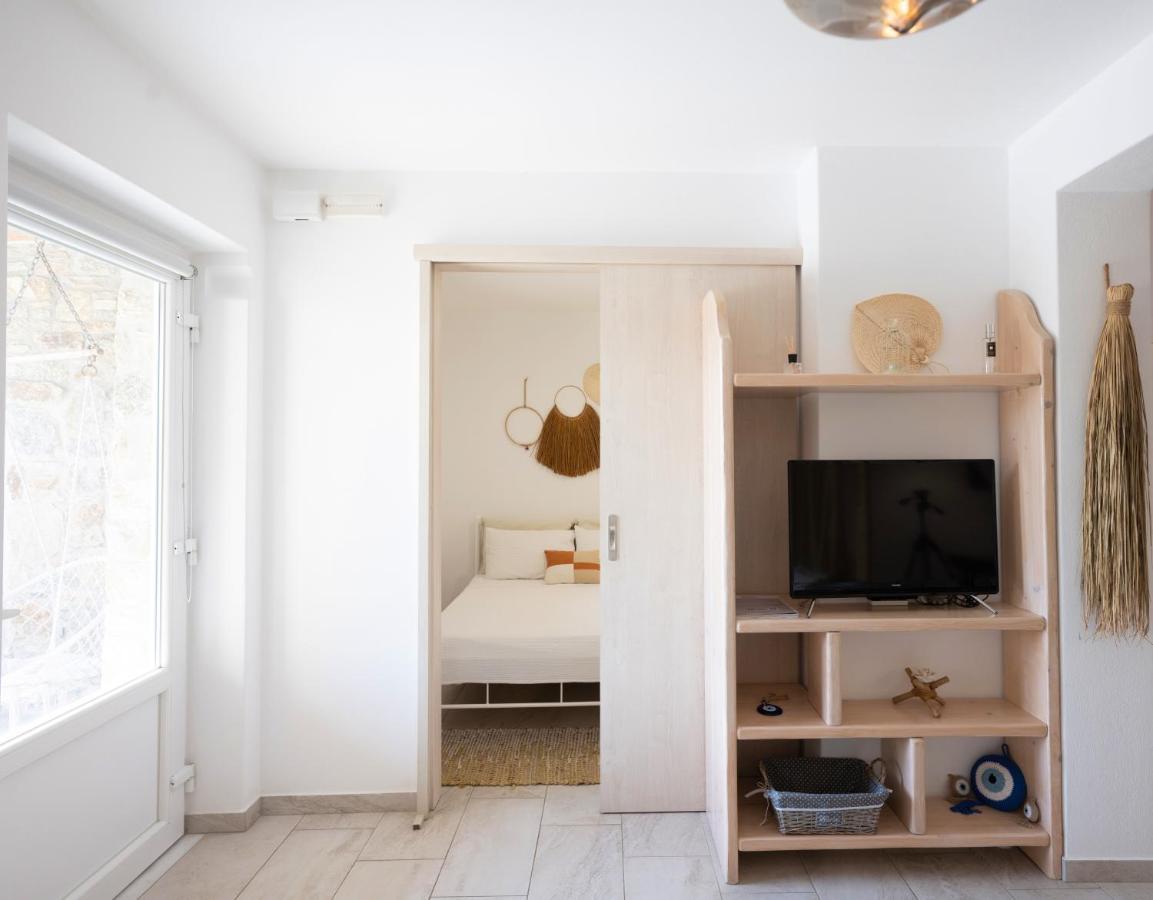 Mykonos Dot Apartments 아노 메라 외부 사진